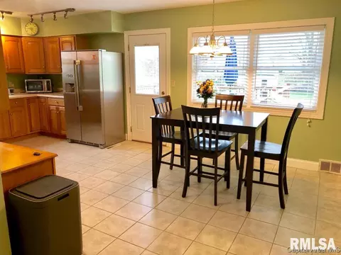 2017 Fairway Dr, Springfield, IL 62704 photo 8