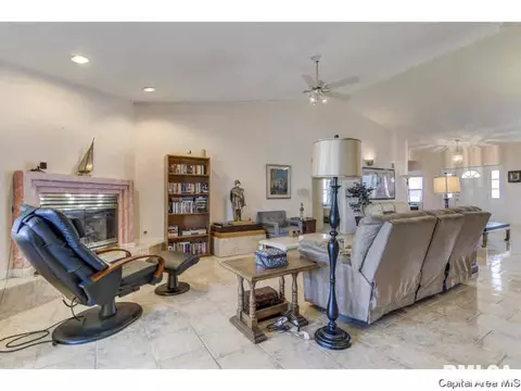 110 Sherry, Springfield, IL 62703 photo 6