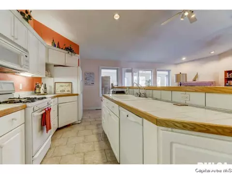 110 Sherry, Springfield, IL 62703 photo 20
