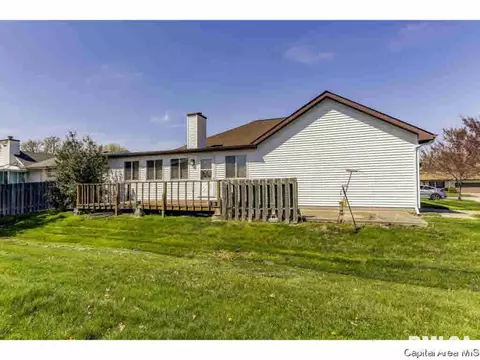110 Sherry, Springfield, IL 62703 photo 2