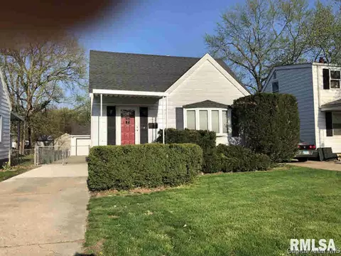 1728 N 19th St, Springfield, IL 62702 photo 1