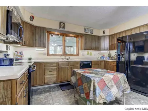 3900 Redbird Ln, Springfield, IL 62707 photo 7