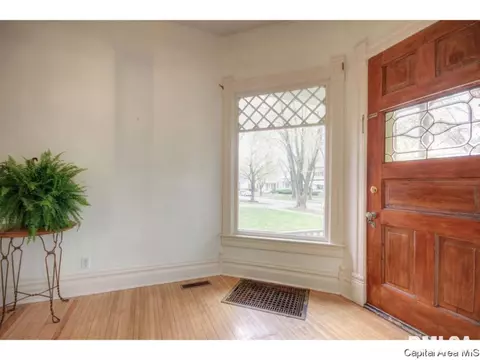 545 S State, Springfield, IL 62704 photo 9