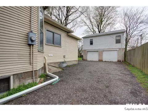 545 S State, Springfield, IL 62704 photo 5