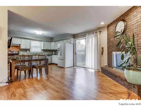 2426 Idlewild, Springfield, IL 62704 photo 11