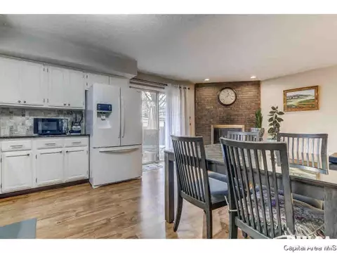 2426 Idlewild, Springfield, IL 62704 photo 18