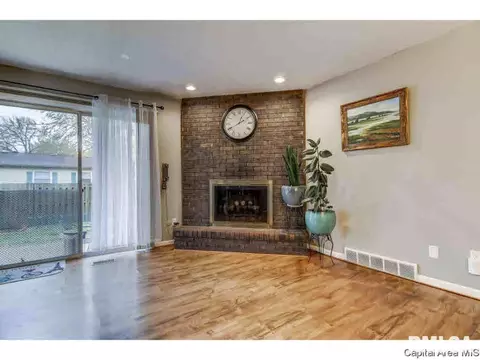 2426 Idlewild, Springfield, IL 62704 photo 13