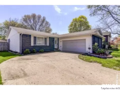2426 Idlewild, Springfield, IL 62704 photo 2