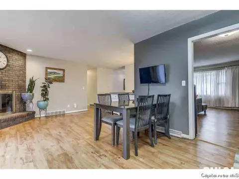 2426 Idlewild, Springfield, IL 62704 photo 12