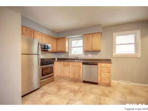 2553 Sandgate Rd, Springfield, IL 62702 photo 10