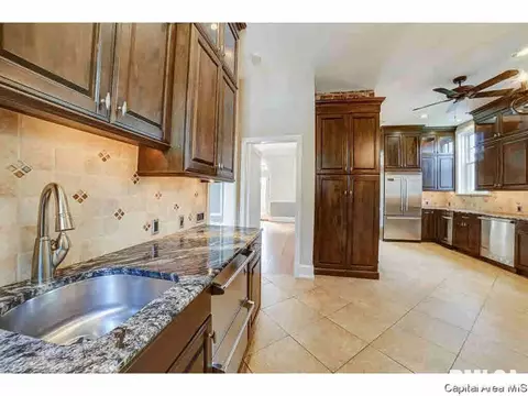 1630 S Wiggins Ave, Springfield, IL 62704 photo 5