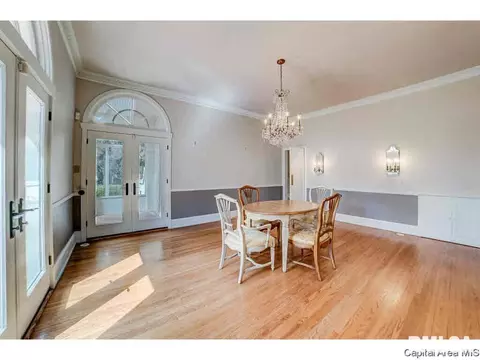 1630 S Wiggins Ave, Springfield, IL 62704 photo 10