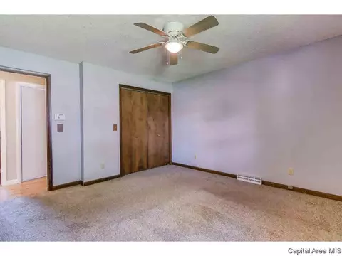 127 White Birch Rd, Springfield, IL 62712 photo 18