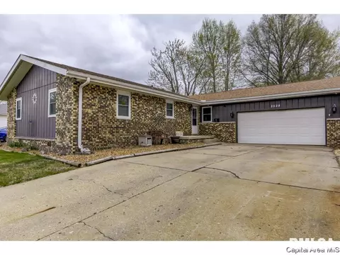 2528 Delaware Dr, Springfield, IL 62702 photo 3