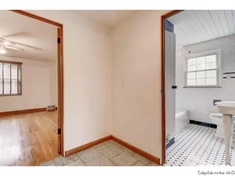 2141 Marland, Springfield, IL 62702 photo 22