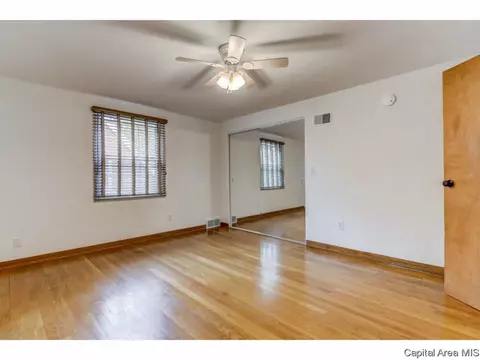 2141 Marland, Springfield, IL 62702 photo 16