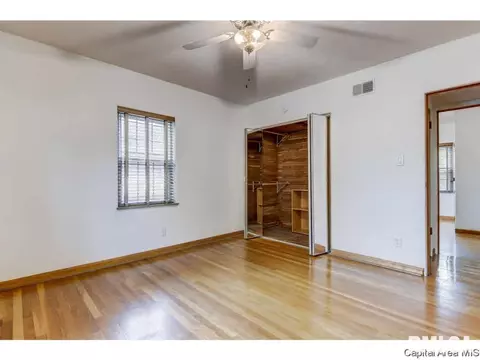 2141 Marland, Springfield, IL 62702 photo 9