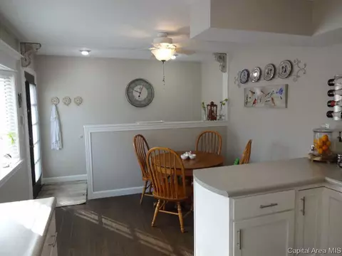 68 Foresters, Springfield, IL 62704 photo 7