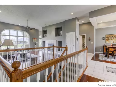 1605 Old Ivy Dr, Springfield, IL 62711 photo 5