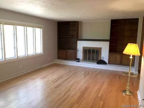 35 Horseshoe, Springfield, IL 62702 photo 3