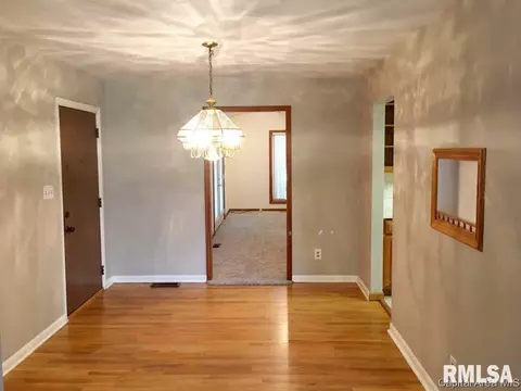 35 Horseshoe, Springfield, IL 62702 photo 6
