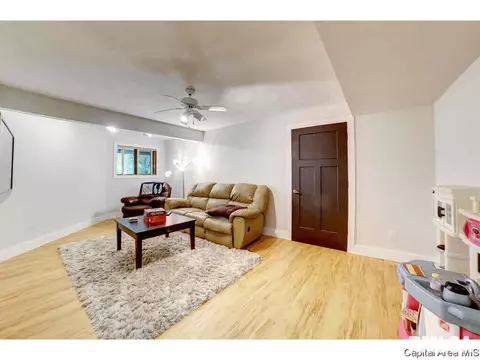 309 Thames River Rd, Springfield, IL 62711 photo 31