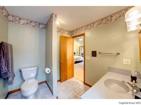 309 Thames River Rd, Springfield, IL 62711 photo 15
