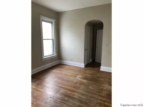 516 S Macarthur Ave, Springfield, IL 62704 photo 4