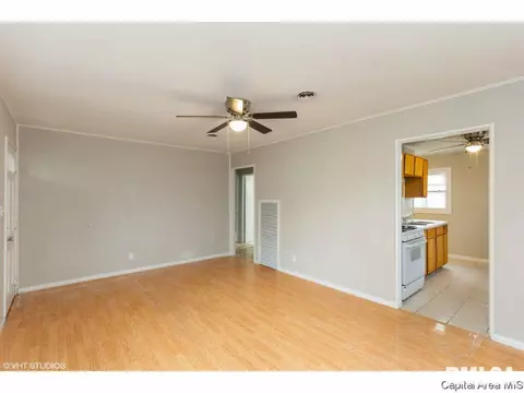 1605 N 20th St, Springfield, IL 62702 photo 3