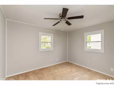 1605 N 20th St, Springfield, IL 62702 photo 9