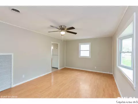 1605 N 20th St, Springfield, IL 62702 photo 2