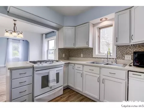 551 Feldkamp, Springfield, IL 62704 photo 6