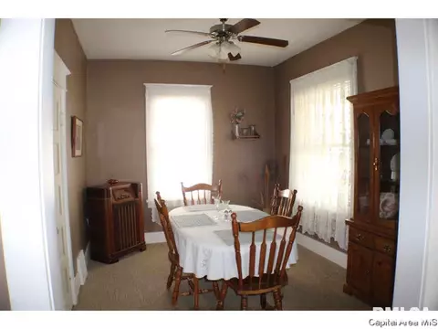 2113 N 17th, Springfield, IL 62702 photo 6