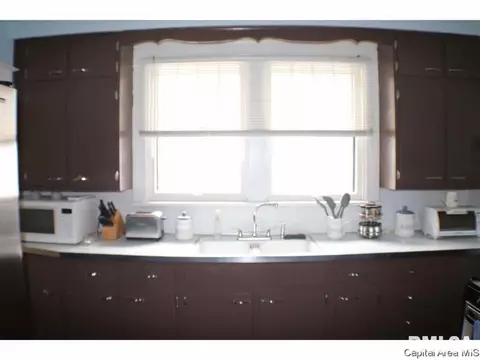 2113 N 17th, Springfield, IL 62702 photo 10