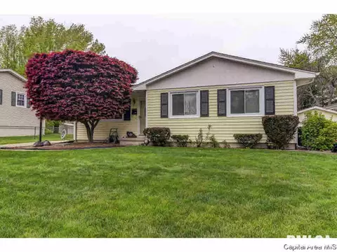 1317 Valley Dr, Springfield, IL 62702 photo 4