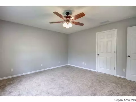 4088 Thornbrook, Springfield, IL 62711 photo 12