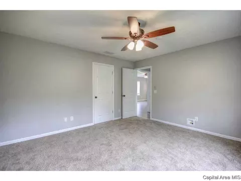 4088 Thornbrook, Springfield, IL 62711 photo 11