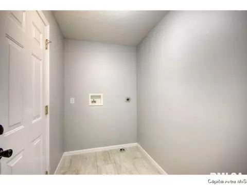 4088 Thornbrook, Springfield, IL 62711 photo 34