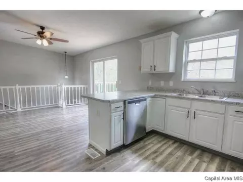 4088 Thornbrook, Springfield, IL 62711 photo 18