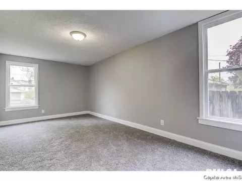 111 W Cedar St, Springfield, IL 62704 photo 11
