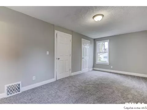 111 W Cedar St, Springfield, IL 62704 photo 19
