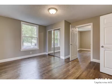 111 W Cedar St, Springfield, IL 62704 photo 16