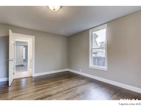 111 W Cedar St, Springfield, IL 62704 photo 18