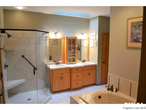 2512 Shawnee Dr, Springfield, IL 62702 photo 22