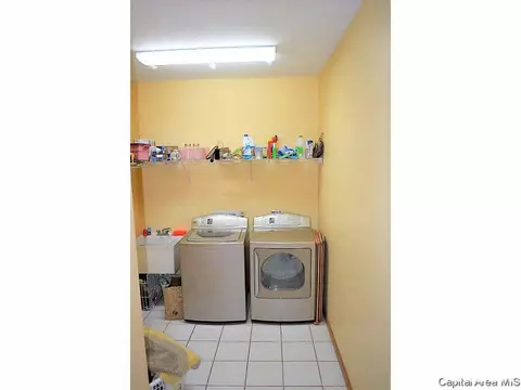 2512 Shawnee Dr, Springfield, IL 62702 photo 31