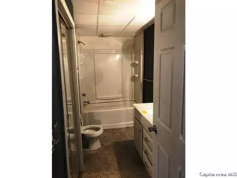 603 N Main St, Abingdon, IL 61410 photo 7