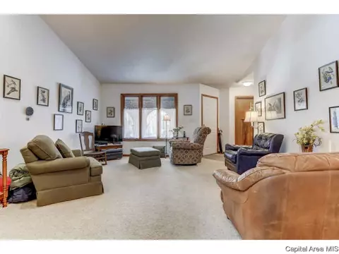 123 Calvin, Springfield, IL 62704 photo 3