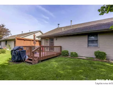 214 Eagle Ridge Dr, Chatham, IL 62629 photo 15