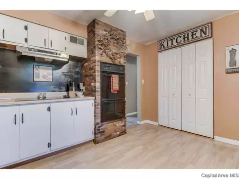197 Circle, Springfield, IL 62703 photo 5