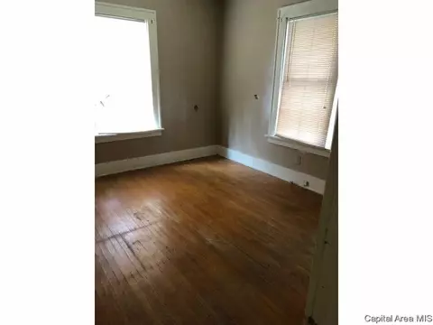 117 N Illinois St, Springfield, IL 62702 photo 5